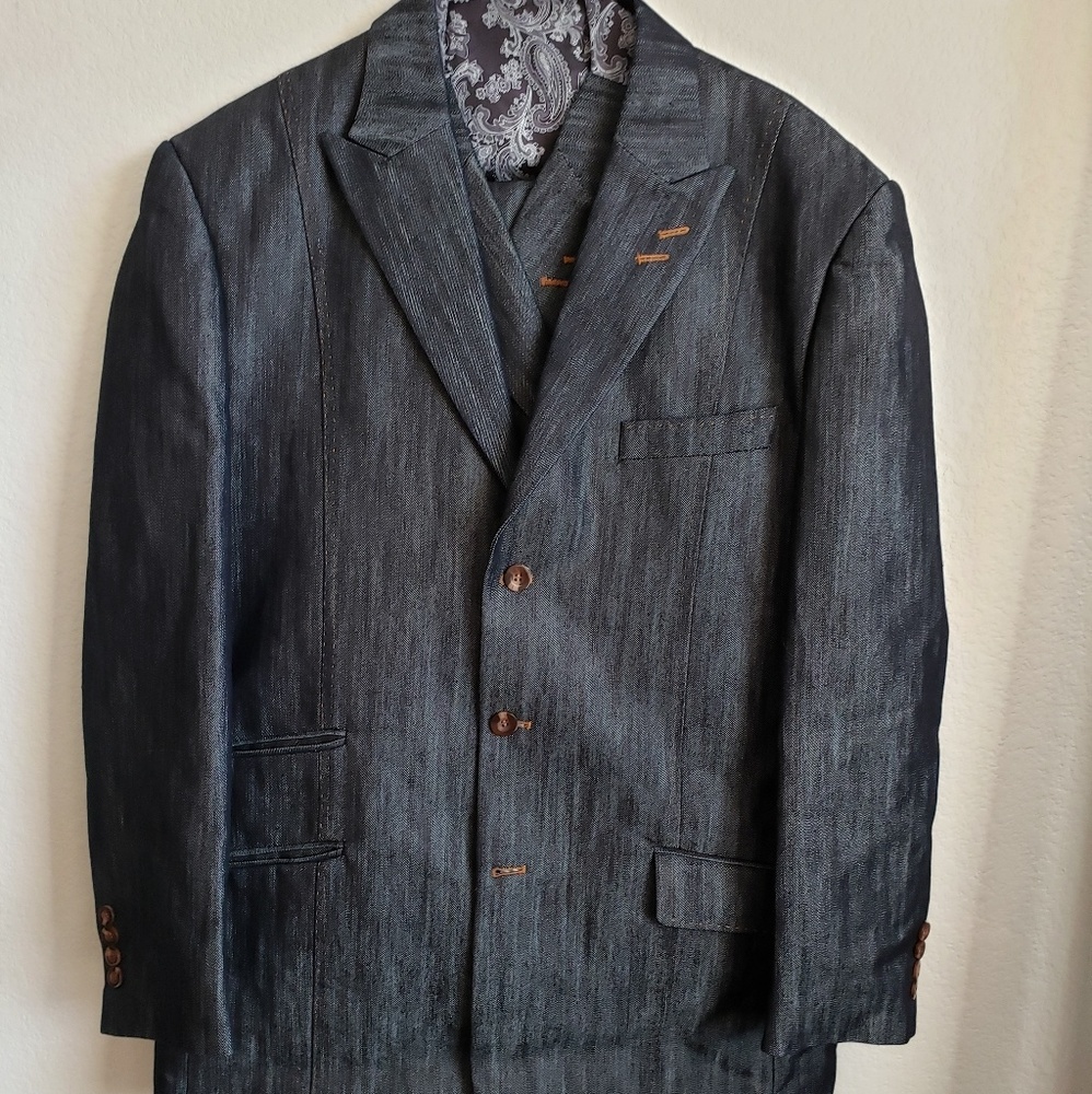 Blu Martini Men's 3pc Suit